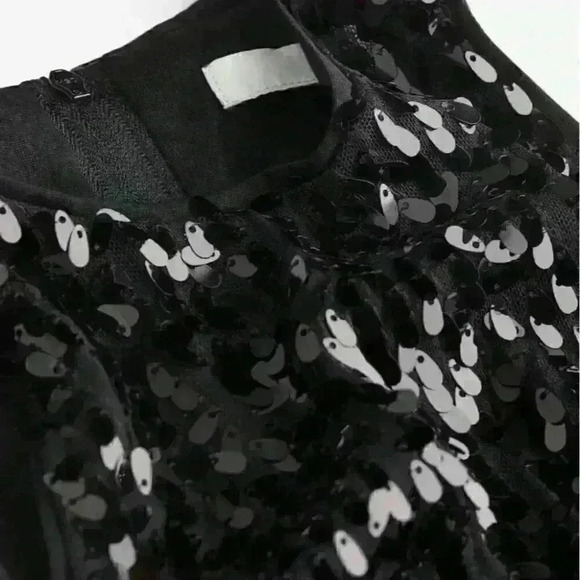 H&M Holiday Sequined  Racer back Gray Crop Tank Top - size Small NWT - Picture 3 of 6